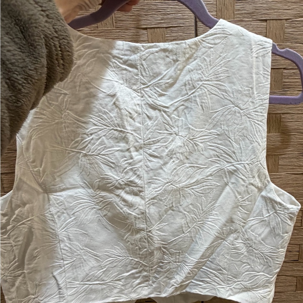 House of Harlow 1960 Off White Minimalist Vest Triple Button Quiet Luxury Size L - Picture 7 of 7